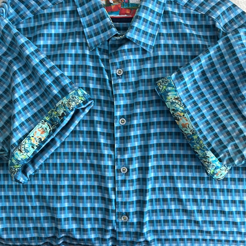 Robert Graham shirt